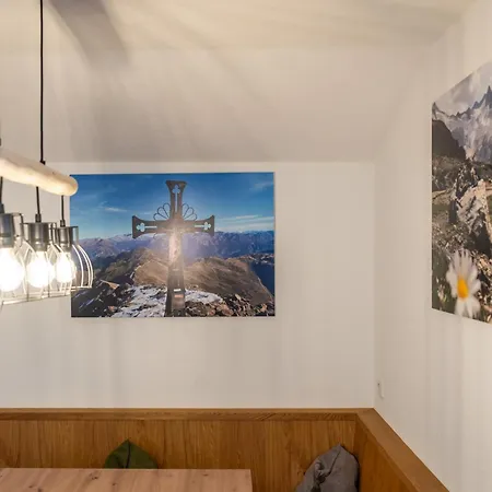 Sonnenschein Im Johanna In Mayrhofen-hippach- Naehe Der Skipiste Apartment *