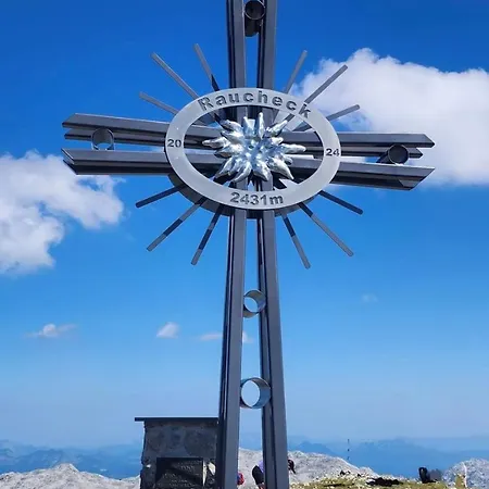 Sonnenschein Im Johanna In Mayrhofen-hippach- Naehe Der Skipiste