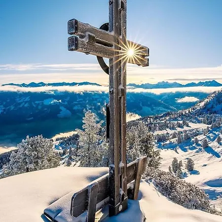 Sonnenschein Im Johanna In Mayrhofen-hippach- Naehe Der Skipiste Hippach