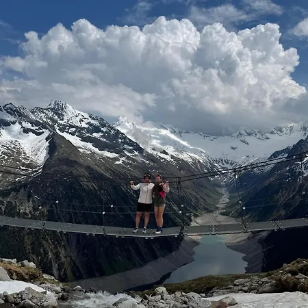 Sonnenschein Im Johanna In Mayrhofen-hippach- Naehe Der Skipiste *