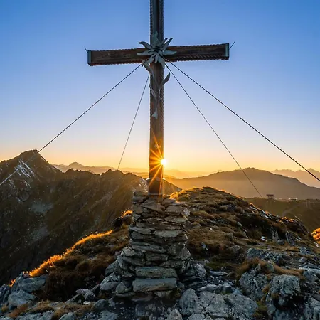 Sonnenschein Im Johanna In Mayrhofen-hippach- Naehe Der Skipiste