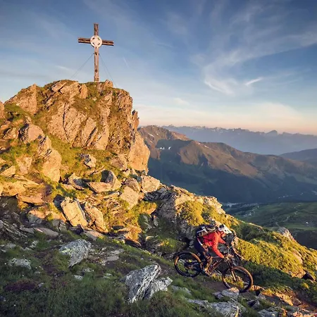 Sonnenschein Im Johanna In Mayrhofen-hippach- Naehe Der Skipiste Apartment Hippach
