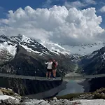 Sonnenschein Im Johanna In Mayrhofen-hippach- Naehe Der Skipiste *