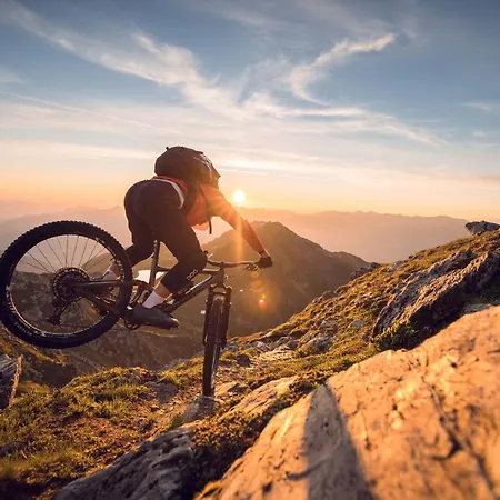 Sonnenschein Im Johanna In Mayrhofen-hippach- Naehe Der Skipiste * 힙파흐