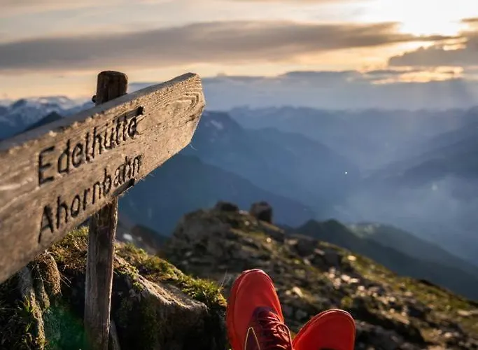 Daire Sonnenschein Im Johanna In Mayrhofen-hippach- Naehe Der Skipiste *
