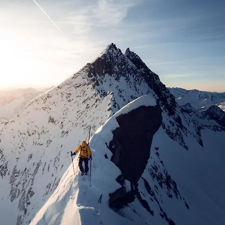 Sonnenschein Im Johanna In Mayrhofen-hippach- Naehe Der Skipiste Daire