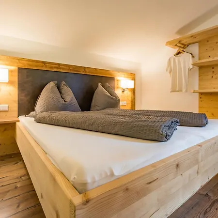 Daire Sonnenschein Im Johanna In Mayrhofen-hippach- Naehe Der Skipiste Hippach