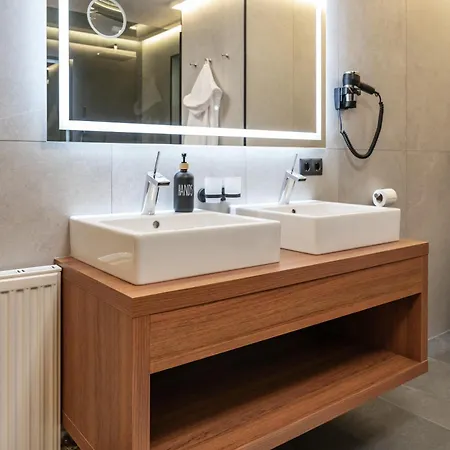 Sonnenschein Im Johanna In Mayrhofen-hippach- Naehe Der Skipiste Daire *