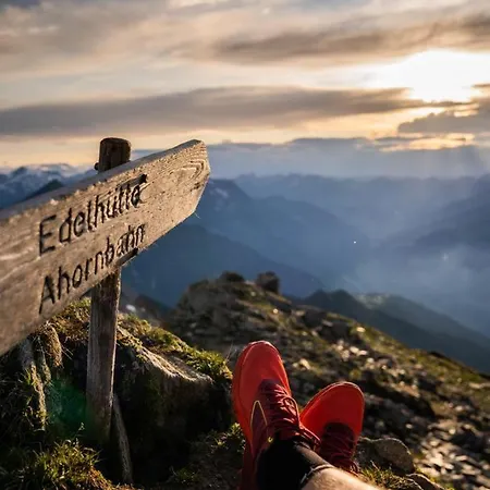 Daire Sonnenschein Im Johanna In Mayrhofen-hippach- Naehe Der Skipiste *