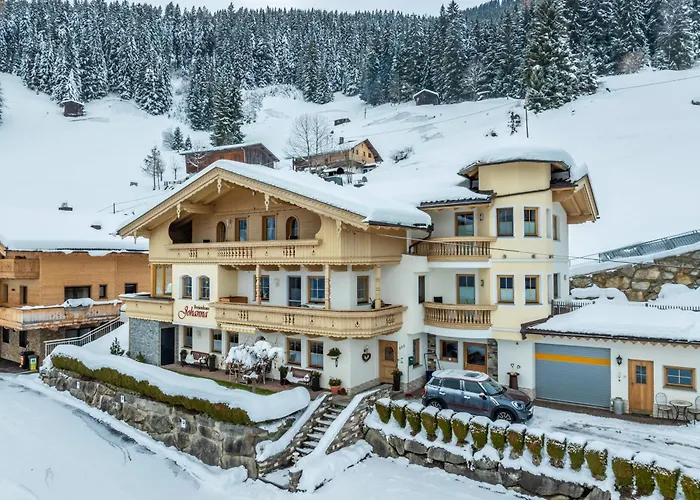 Sonnenschein Im Johanna In Mayrhofen-hippach- Naehe Der Skipiste Lejlighed Hippach